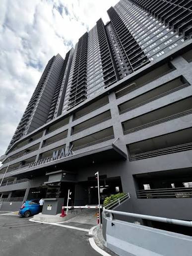 Residensi MAX