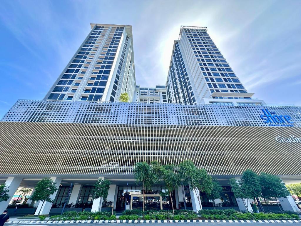 The Shore Hotel & Serviced Suites